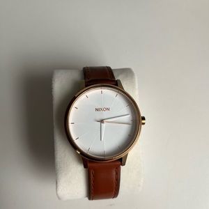 Women’s leather Nixon watch